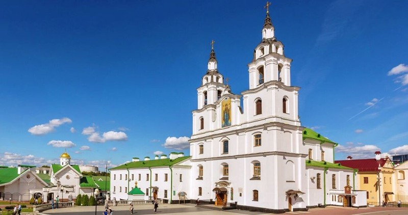 Что посмотреть в Минске и окрестностях на машине Что посмотреть в Минске и окрестностях на машине